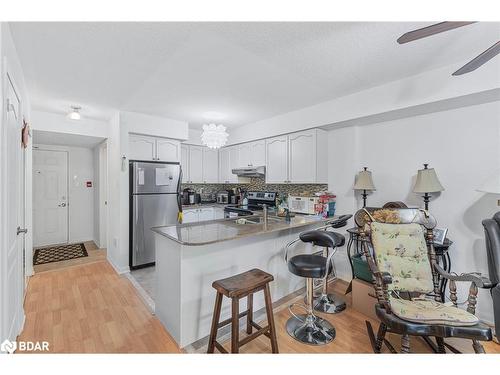 112-50 Mulligan Lane, Wasaga Beach, ON - Indoor Photo Showing Kitchen