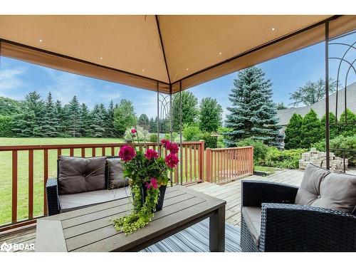 31 Vanderpost Crescent, Essa, ON - Outdoor With Deck Patio Veranda With Exterior