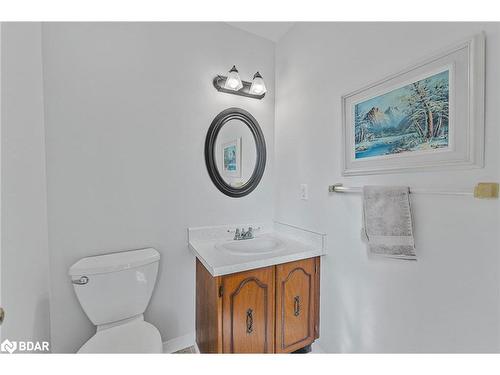 114 Garden Drive, Barrie, ON - Indoor Photo Showing Bathroom