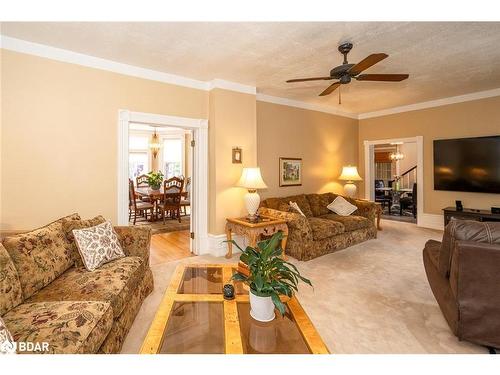 102 Wellington Street E, Alliston, ON - Indoor Photo Showing Living Room