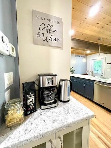 886 Muskoka Road 10 Road, Port Sydney, ON - Indoor Photo Showing Kitchen