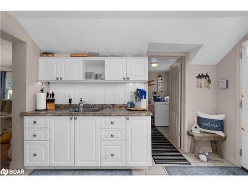 369 Mississaga Street W, Orillia, ON - Indoor Photo Showing Kitchen