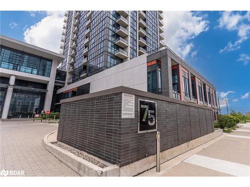 1710-75 Eglinton Avenue W, Mississauga, ON - Outdoor With Balcony