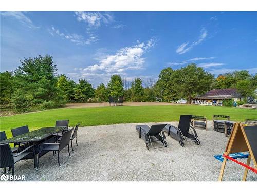 660 Mapleview Drive E, Innisfil, ON - Outdoor With Backyard