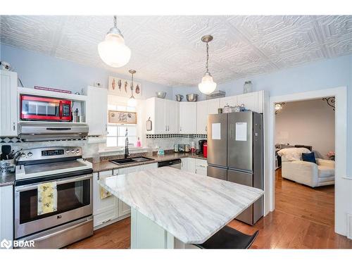 356 Third Street, Midland, ON - Indoor Photo Showing Kitchen With Stainless Steel Kitchen With Double Sink