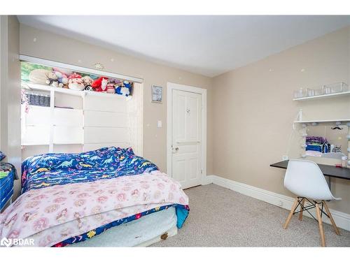 356 Third Street, Midland, ON - Indoor Photo Showing Bedroom