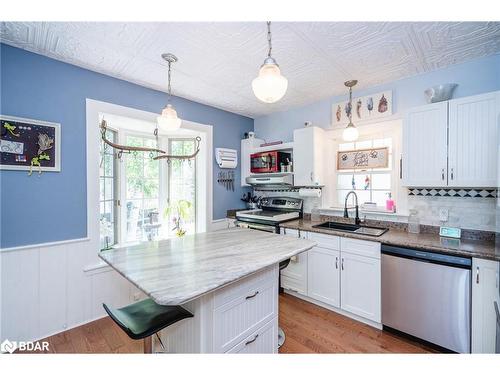 356 Third Street, Midland, ON - Indoor Photo Showing Kitchen With Double Sink