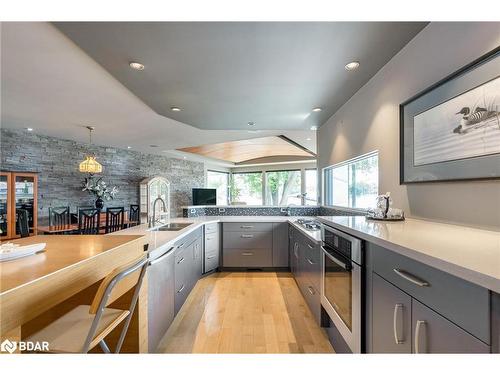 183 Cedar Island Road, Orillia, ON - Indoor Photo Showing Kitchen With Double Sink