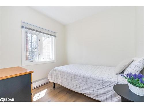 152 Silver Birch Crescent, Tay, ON - Indoor Photo Showing Bedroom