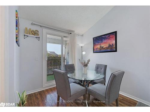 219-65 Bristol Road E, Mississauga, ON - Indoor Photo Showing Dining Room