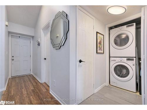 219-65 Bristol Road E, Mississauga, ON - Indoor Photo Showing Laundry Room