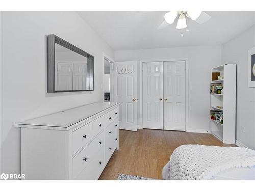 11 Black Ash Trail, Barrie, ON - Indoor Photo Showing Bedroom