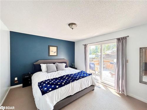 24 Broadview Street, Collingwood, ON - Indoor Photo Showing Bedroom