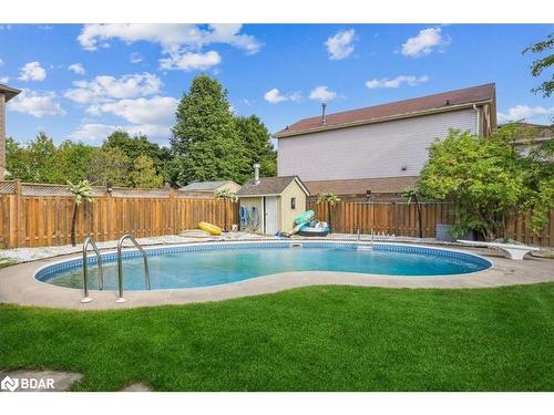 6375 Millers Grove, Mississauga, ON - Outdoor With In Ground Pool With Backyard