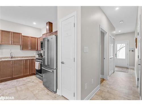 92 Lily Drive, Orillia, ON - Indoor Photo Showing Kitchen