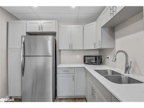 92 Lily Drive, Orillia, ON - Indoor Photo Showing Kitchen With Double Sink