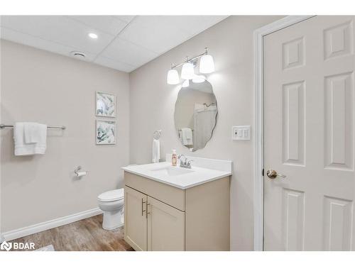 92 Lily Drive, Orillia, ON - Indoor Photo Showing Bathroom