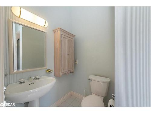 1373 Maple Road, Innisfil, ON - Indoor Photo Showing Bathroom