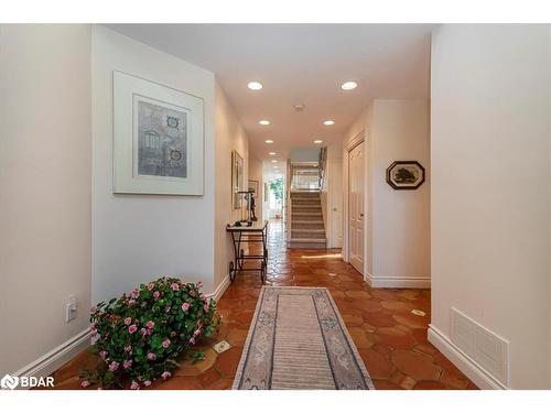 1373 Maple Road, Innisfil, ON - Indoor Photo Showing Other Room