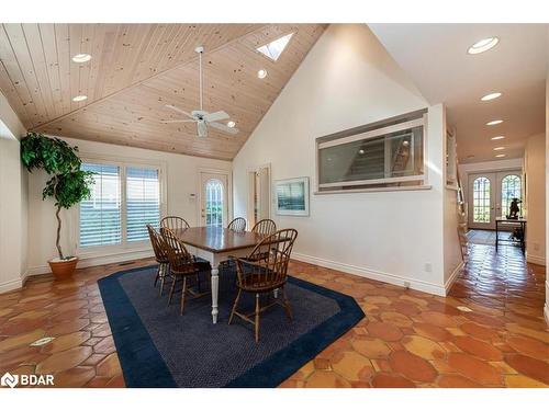 1373 Maple Road, Innisfil, ON - Indoor Photo Showing Dining Room