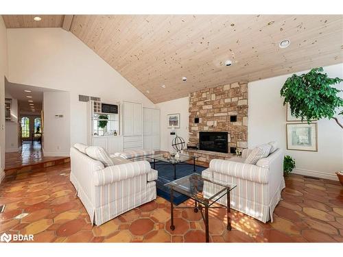 1373 Maple Road, Innisfil, ON - Indoor Photo Showing Living Room With Fireplace