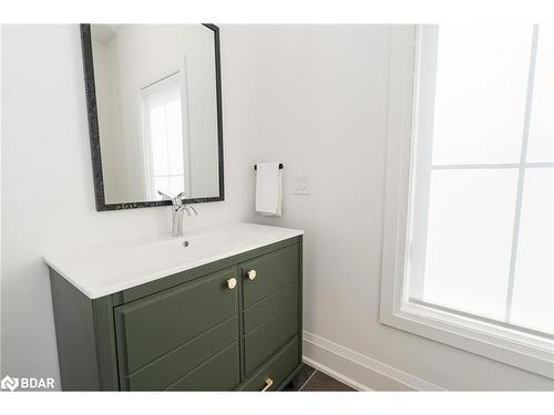 17 Clydesdale Court, Coldwater, ON - Indoor Photo Showing Bathroom