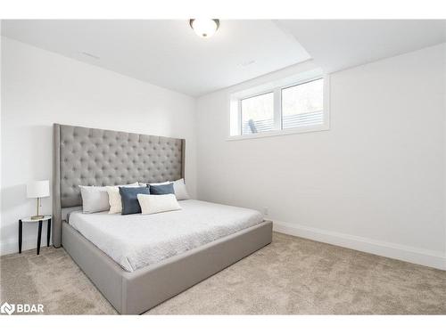 17 Clydesdale Court, Coldwater, ON - Indoor Photo Showing Bedroom