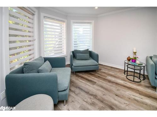 51 Gibbon Drive, Barrie, ON - Indoor Photo Showing Living Room