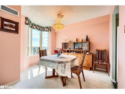 803-20 Cherrytree Drive, Brampton, ON - Indoor Photo Showing Dining Room