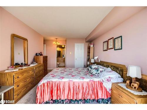 803-20 Cherrytree Drive, Brampton, ON - Indoor Photo Showing Bedroom