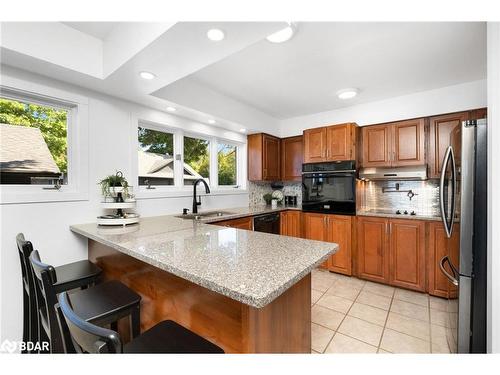 238 Robins Point Road, Victoria Harbour, ON - Indoor Photo Showing Kitchen