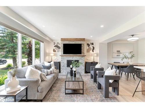 143 Collins Street, Collingwood, ON - Indoor Photo Showing Living Room With Fireplace