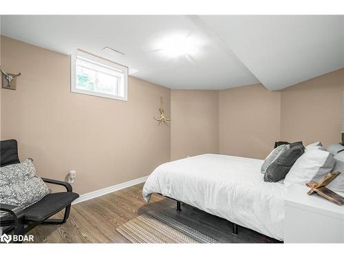 109 Ruffet Drive, Barrie, ON - Indoor Photo Showing Bedroom