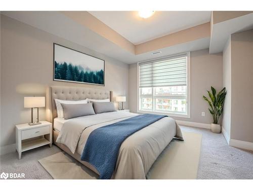 509-304 Essa Road, Barrie, ON - Indoor Photo Showing Bedroom