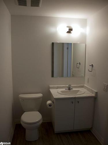 302-101 Golden Eagle Road, Waterloo, ON - Indoor Photo Showing Bathroom