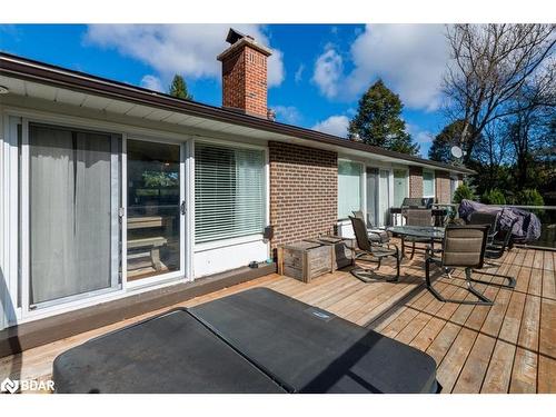 1043 Peter Street W, Oro-Medonte, ON - Outdoor With Deck Patio Veranda With Exterior