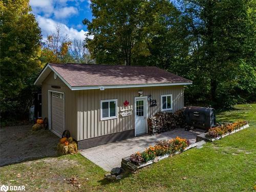 1043 Peter Street W, Oro-Medonte, ON - Outdoor