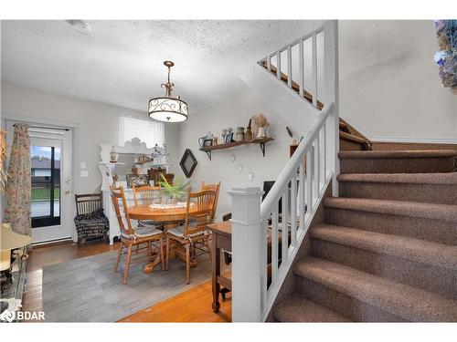 369 Mississaga Street W, Orillia, ON - Indoor Photo Showing Dining Room