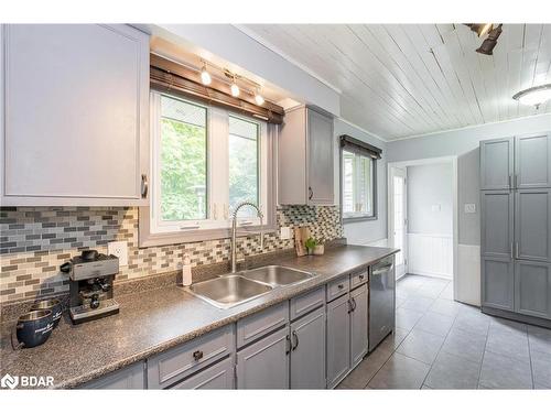 28 Harding Avenue, Barrie, ON - Indoor Photo Showing Kitchen With Double Sink