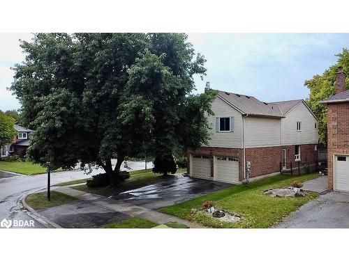 39 Peevers Crescent, Newmarket, ON - Outdoor