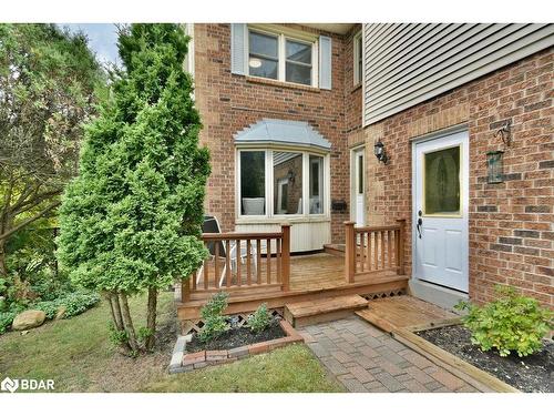 39 Peevers Crescent, Newmarket, ON - Outdoor