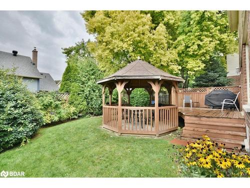 39 Peevers Crescent, Newmarket, ON - Outdoor With Deck Patio Veranda With Backyard