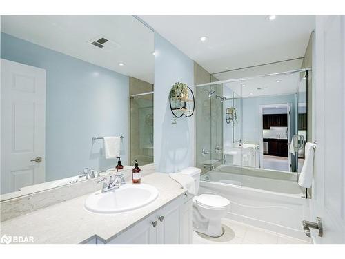 405-37 Ellen Street, Barrie, ON - Indoor Photo Showing Bathroom