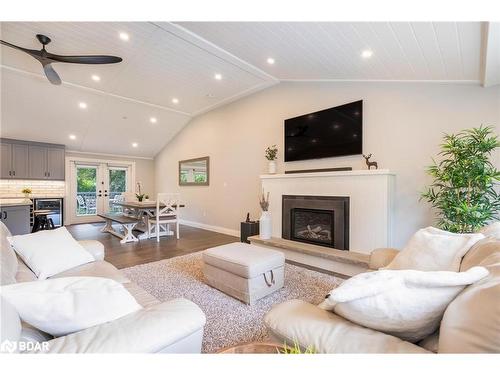 1171 North Shore Drive, Innisfil, ON - Indoor Photo Showing Living Room With Fireplace