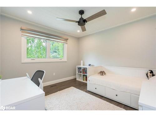 1171 North Shore Drive, Innisfil, ON - Indoor Photo Showing Bedroom