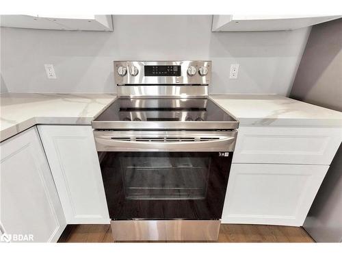 1171 North Shore Drive, Innisfil, ON - Indoor Photo Showing Kitchen