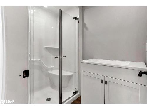 1171 North Shore Drive, Innisfil, ON - Indoor Photo Showing Bathroom