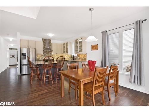 23 Christy Drive, Wasaga Beach, ON - Indoor Photo Showing Dining Room