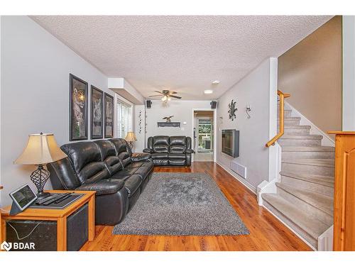 108 Thrushwood Drive, Barrie, ON - Indoor