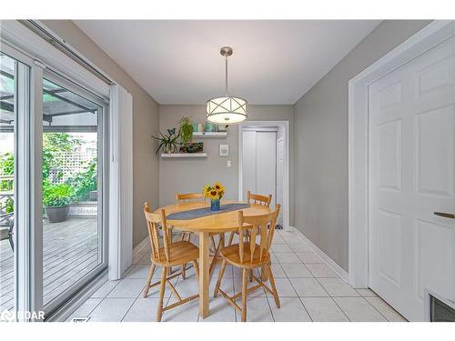 108 Thrushwood Drive, Barrie, ON - Indoor Photo Showing Dining Room